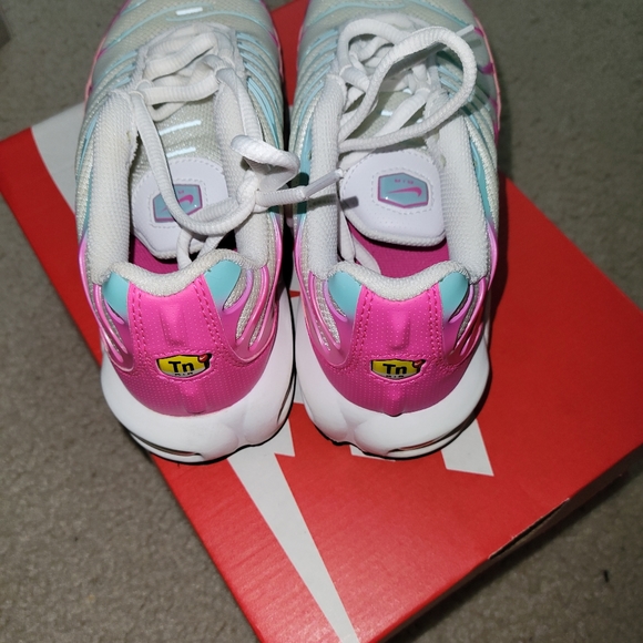 Air Max - Picture 5 of 8